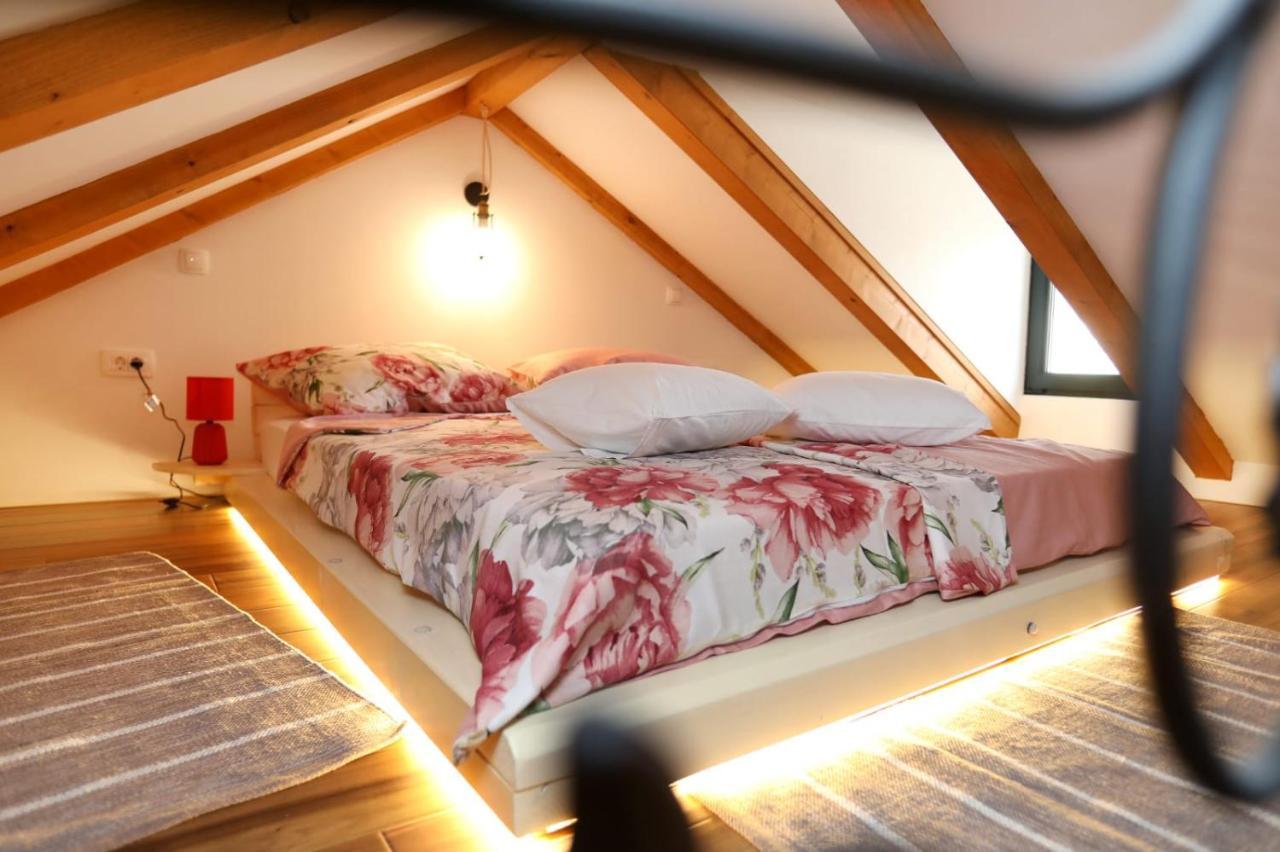 Studio Apartman Mihaella Kaštela Екстериор снимка