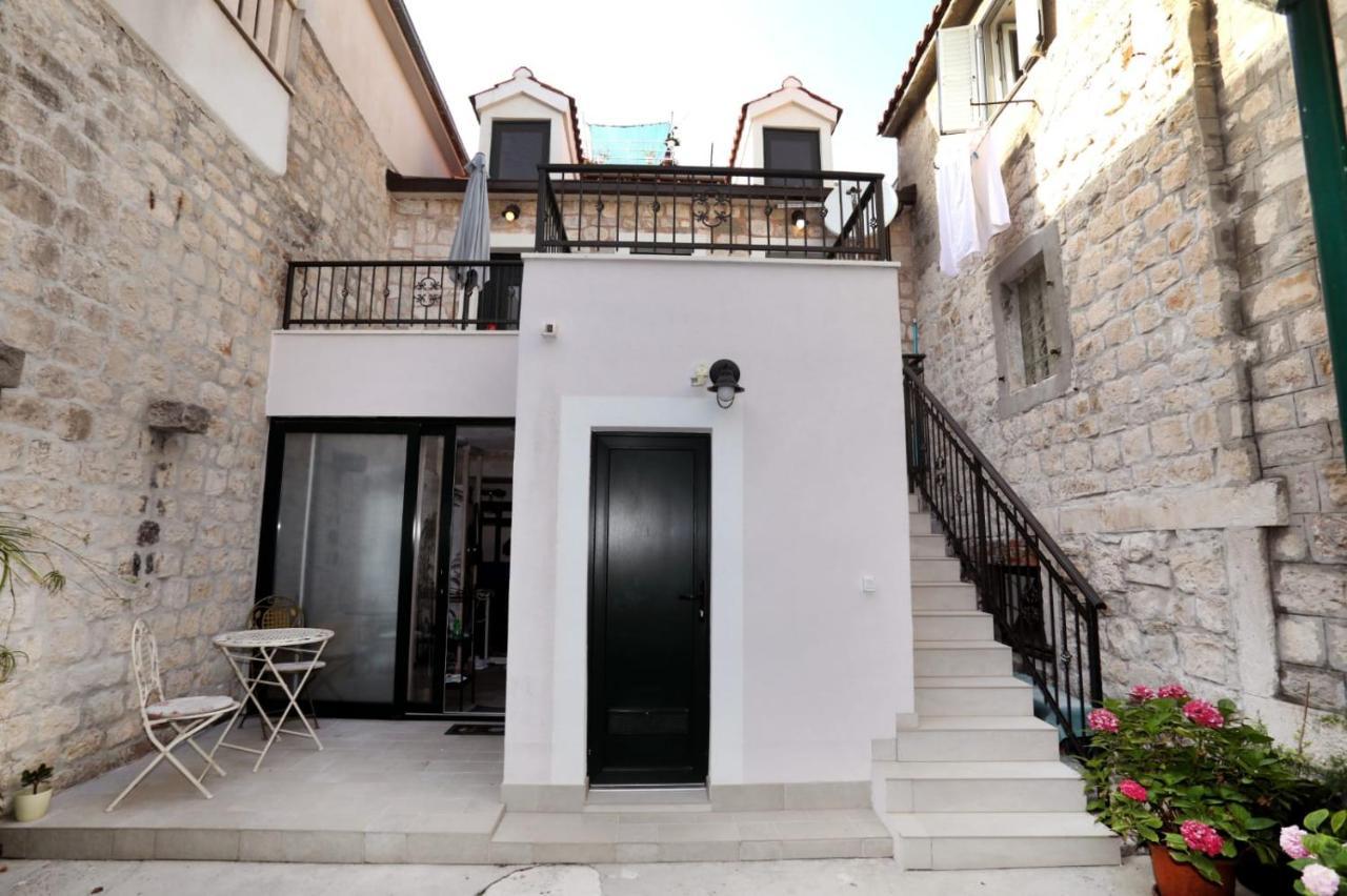 Studio Apartman Mihaella Kaštela Екстериор снимка